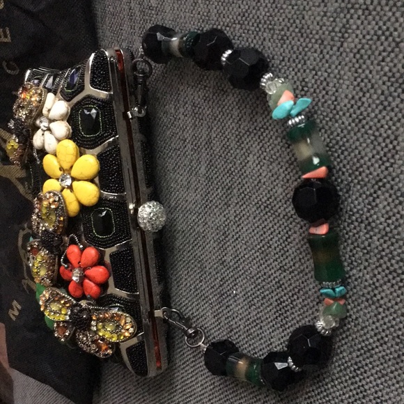 Mary Francis NWOT embellished purse/wristlet/ - Picture 5 of 5